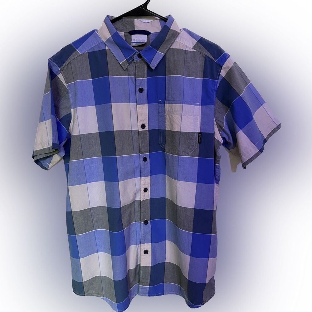 Columbia Shirt Mens M Blue Plaid Button Up Short Sleeve Pocket Outdoor Hiking